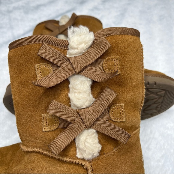 Koolaburra by Uggs Boots Size 5 Big Girls - Picture 10 of 14